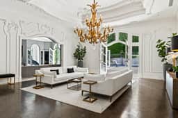 Wander Beverly Hills Estate