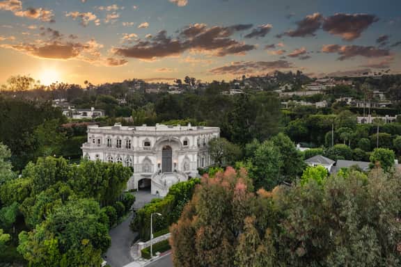 Wander Beverly Hills Estate